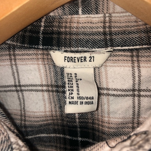 Forever 21 Ripped flannel - Picture 3 of 4